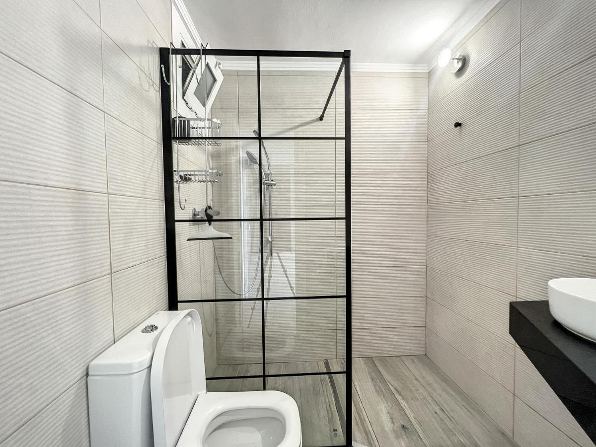 Alexandra 1 Era Linea De Mar, Fantastico Piso Tota Apartment Roses Exterior photo
